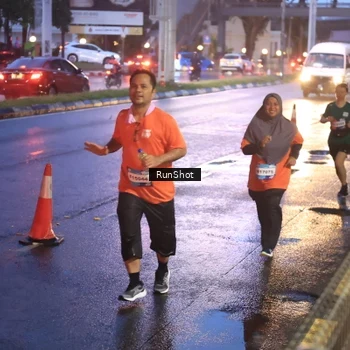 Runner Photo 7930829