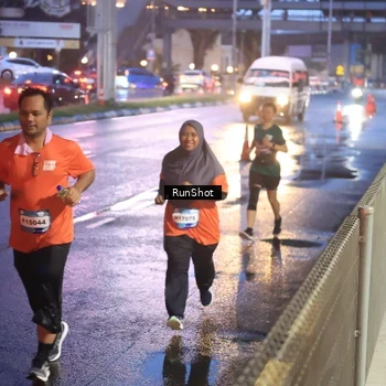 Runner Photo 7930830
