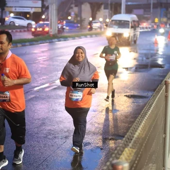 Runner Photo 7930841