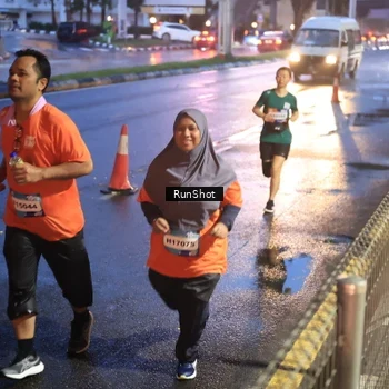 Runner Photo 7930851