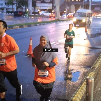 Runner Photo 7930854
