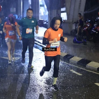 Runner Photo 7930856