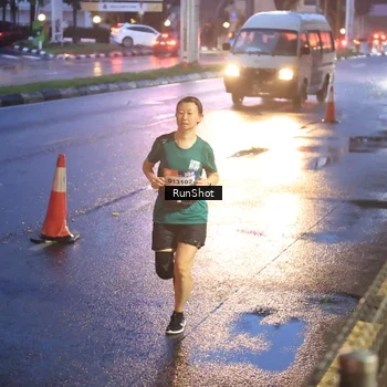 Runner Photo 7930859