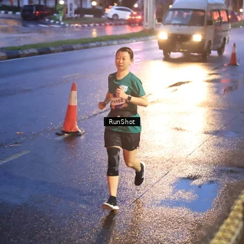 Runner Photo 7930867
