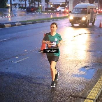 Runner Photo 7930869