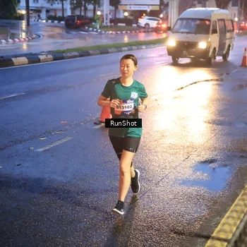 Runner Photo 7930870