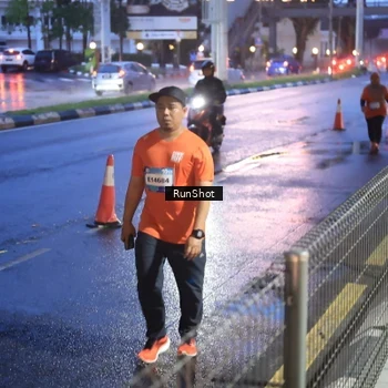 Runner Photo 7930880