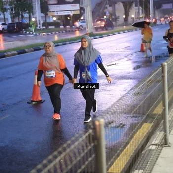 Runner Photo 7930890
