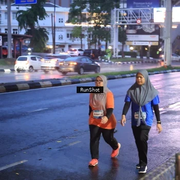 Runner Photo 7930899