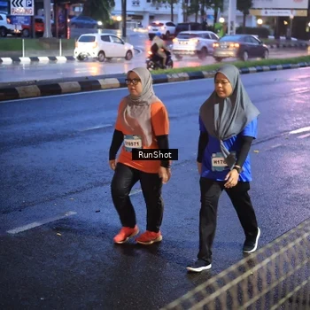 Runner Photo 7930902