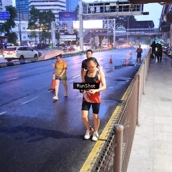 Runner Photo 7930920