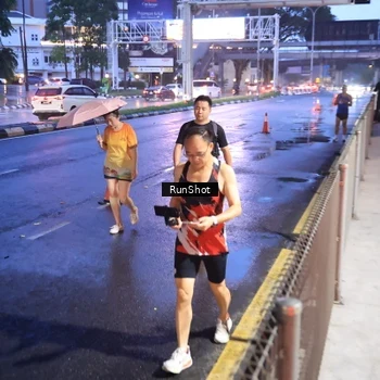 Runner Photo 7930923