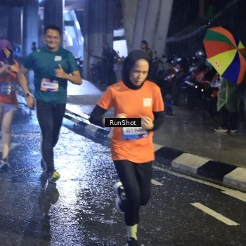 Runner Photo 7930928