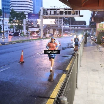 Runner Photo 7930938