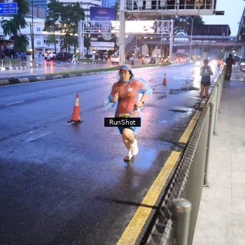 Runner Photo 7930955
