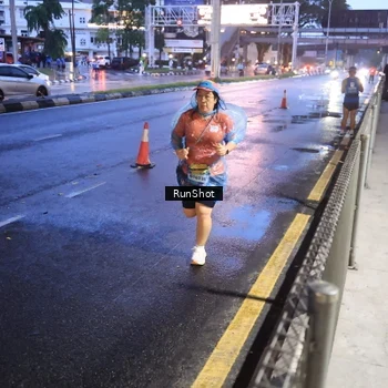 Runner Photo 7930960