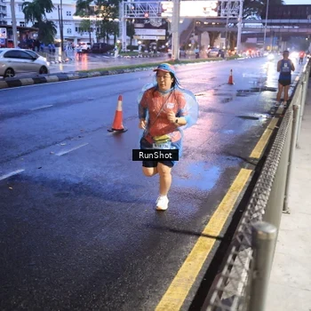 Runner Photo 7930963