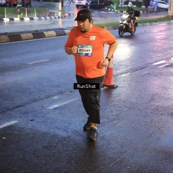 Runner Photo 7930995