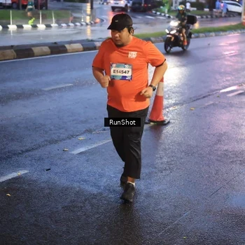 Runner Photo 7931010
