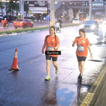 Runner Photo 7931023