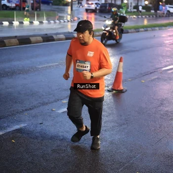 Runner Photo 7931026