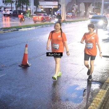 Runner Photo 7931029