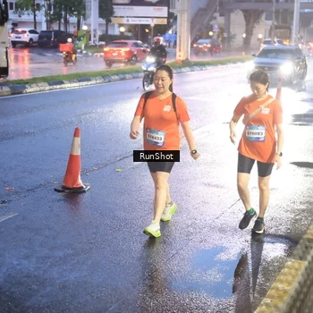 Runner Photo 7931031