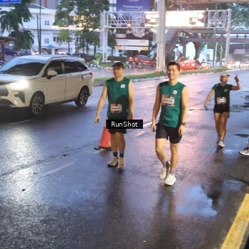 Runner Photo 7931067