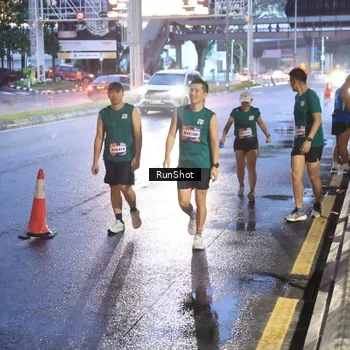 Runner Photo 7931068