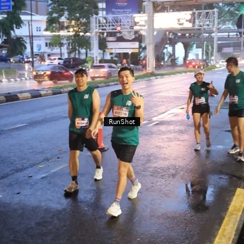 Runner Photo 7931077