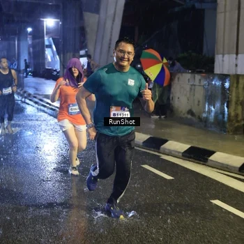 Runner Photo 7931081
