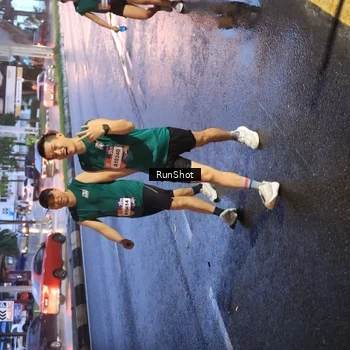 Runner Photo 7931084
