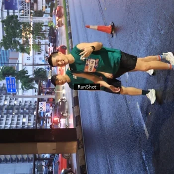 Runner Photo 7931088