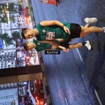 Runner Photo 7931094