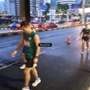 Runner Photo 7931098