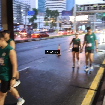 Runner Photo 7931102