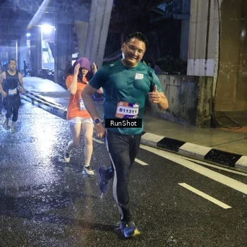 Runner Photo 7931126