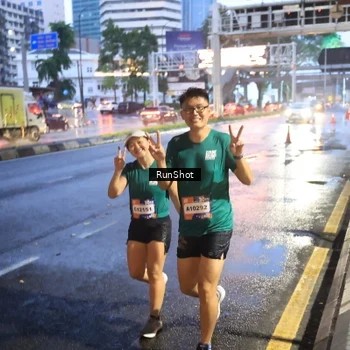 Runner Photo 7931128