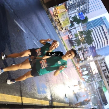 Runner Photo 7931142