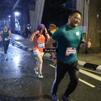 Runner Photo 7931159