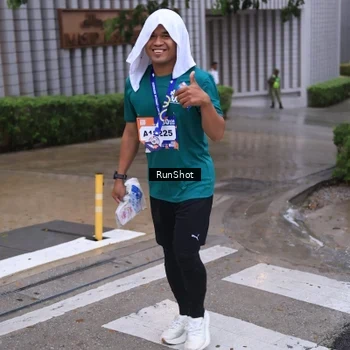 Runner Photo 7931179