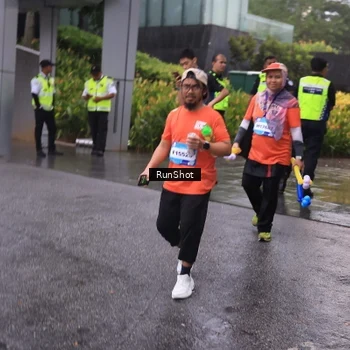 Runner Photo 7931189