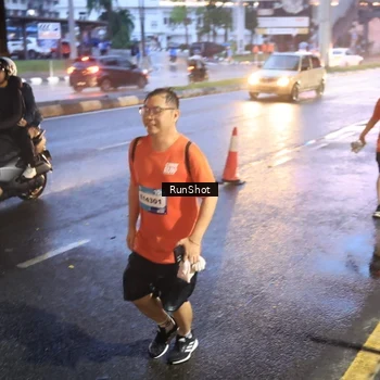 Runner Photo 7931192
