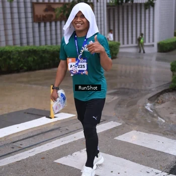 Runner Photo 7931221