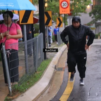 Runner Photo 7931252