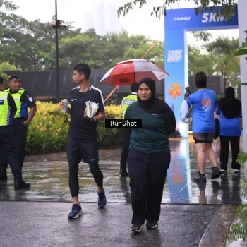 Runner Photo 7931260