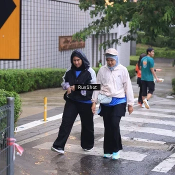 Runner Photo 7931292