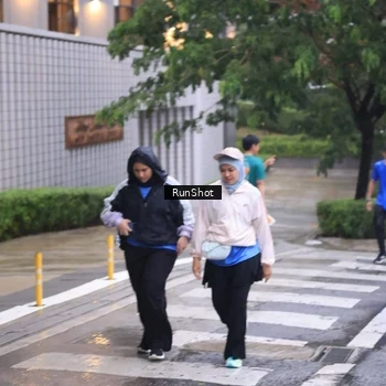 Runner Photo 7931293