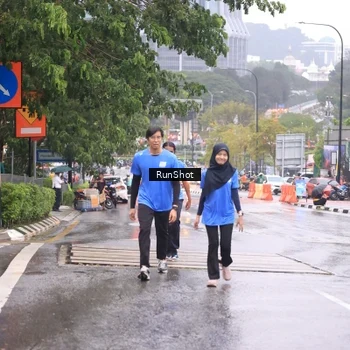 Runner Photo 7931302
