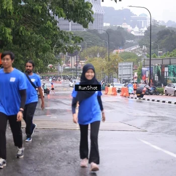 Runner Photo 7931307